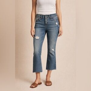 🥰2/$20 NWT Silver Aiko Kick Crop Sz 6 (28) High Waist Straight Leg Blue Jeans